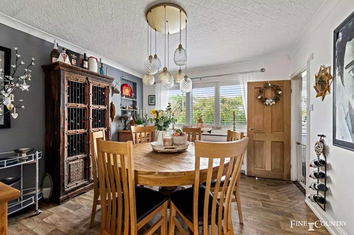 Round wood pedestal dining - round,